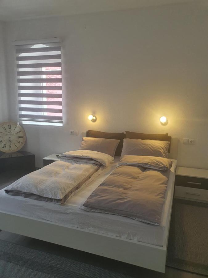 Apartman Din 트라브니크 외부 사진