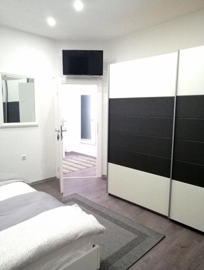 Apartman Din 트라브니크 외부 사진
