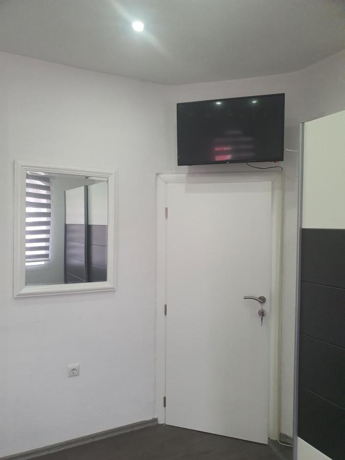 Apartman Din 트라브니크 외부 사진