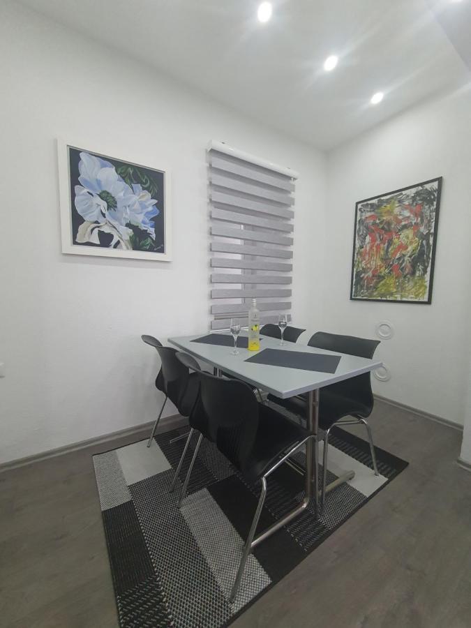 Apartman Din 트라브니크 외부 사진